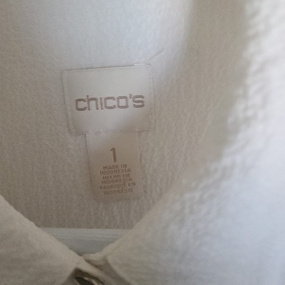 New Chico Blouse - Picture 2 of 4